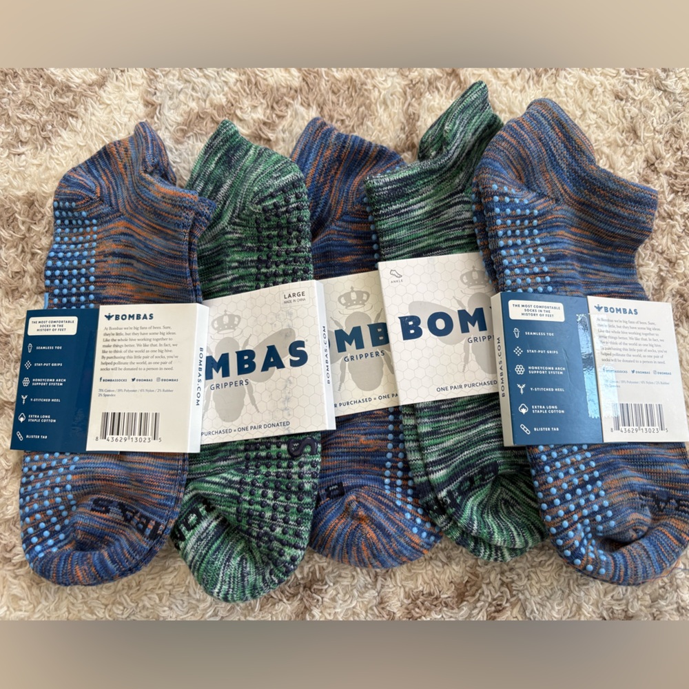 Bombas Women Grip Striped Ankle Socks 5 pairs Size: Large – Colors Sent Randomly